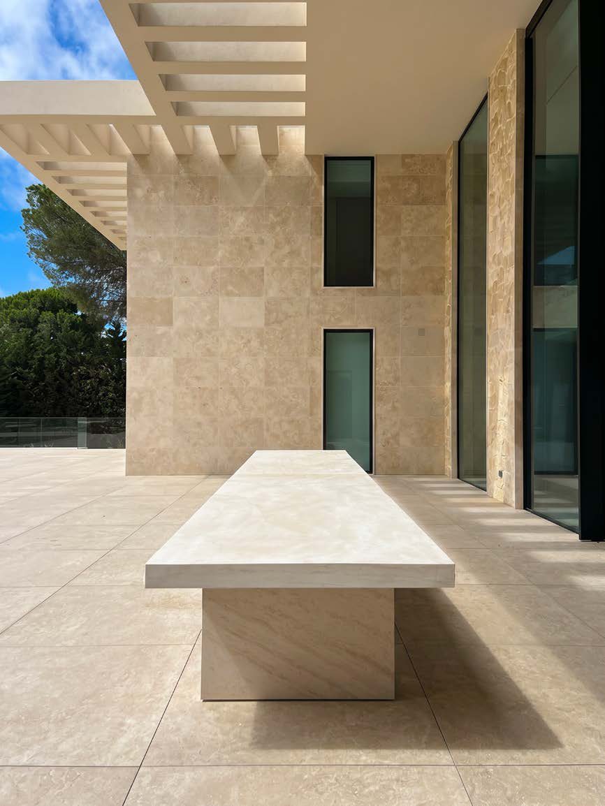 QDL Dining Table 5